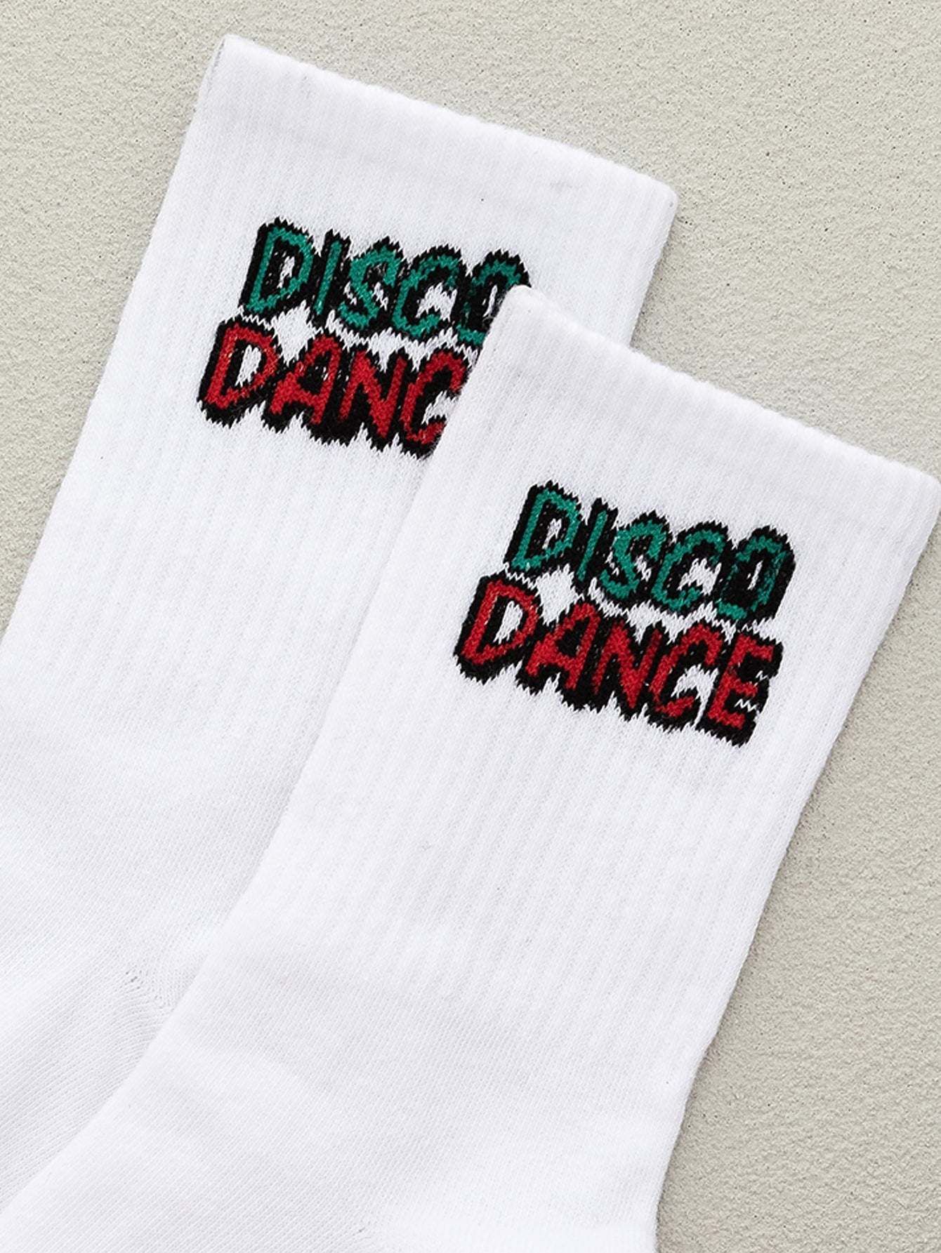 1pair Unisex Fashion Street Wear Moisture Wicking Breathable Letter Pattern Mid-Calf Socks, Suitable For Daily Wear White