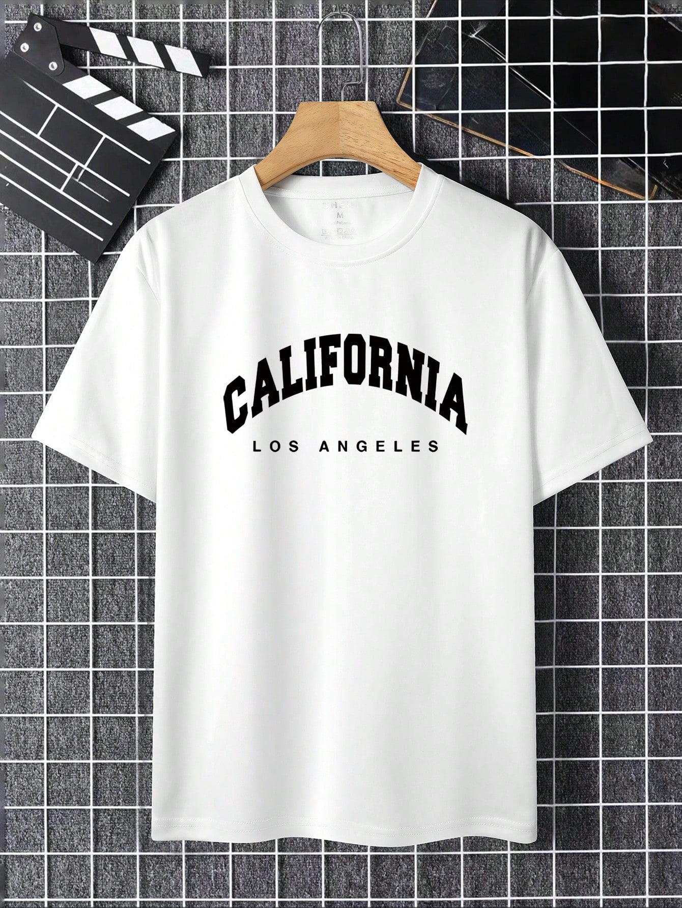 Manfinity Dauomo Men's Letter Print Round Neck Short Sleeve T-Shirt White