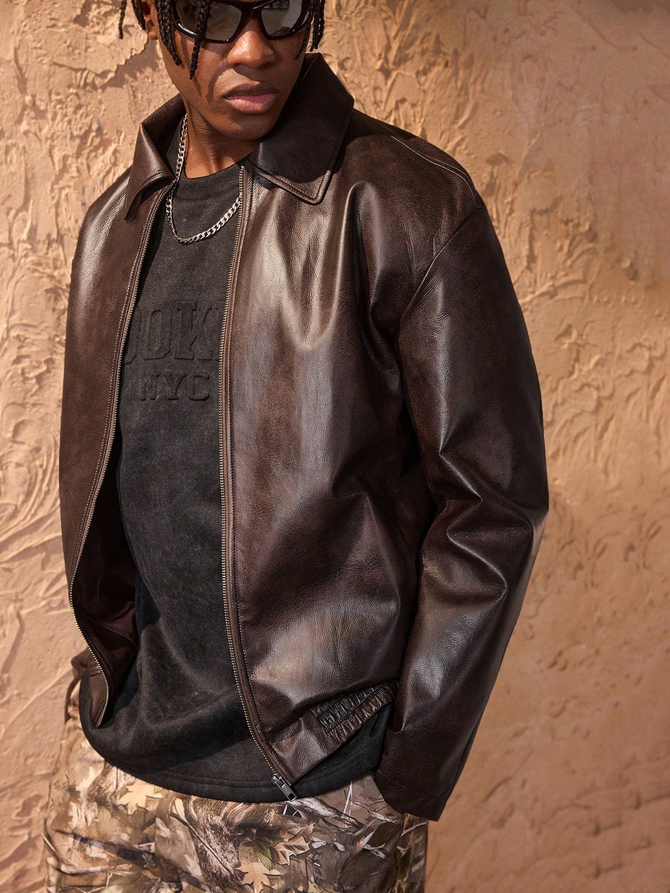 Forever 21 Men's Zipper Pocket Casual Jacket, Faux Leather, Minimalist & Fashionable For Daily Wear Brown