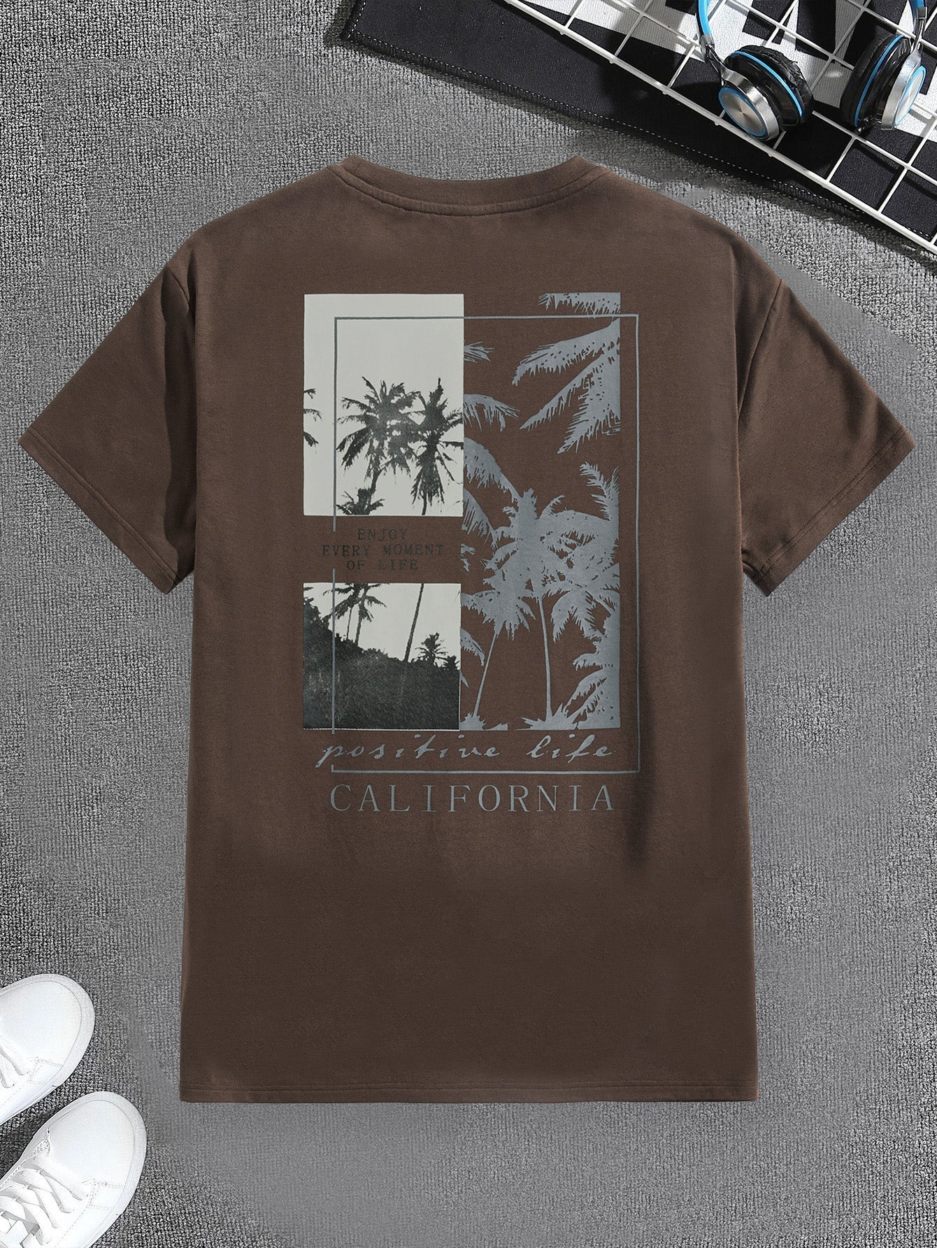 Manfinity VCAY Men T-Shirts Fit Crew Neck Short Sleeve Graphic Tee Palm Tree Casual Fashion Men Clothes Summer Chocolate Brown
