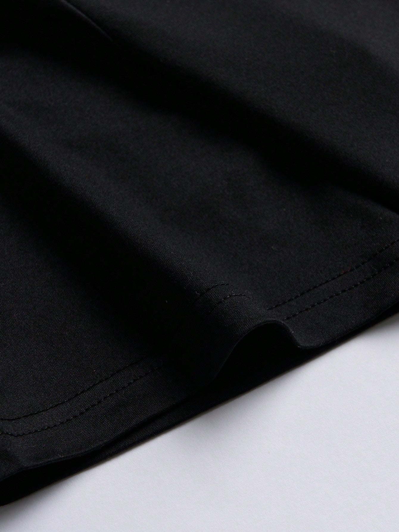 Manfinity Homme Men Graphic Print Tee Black