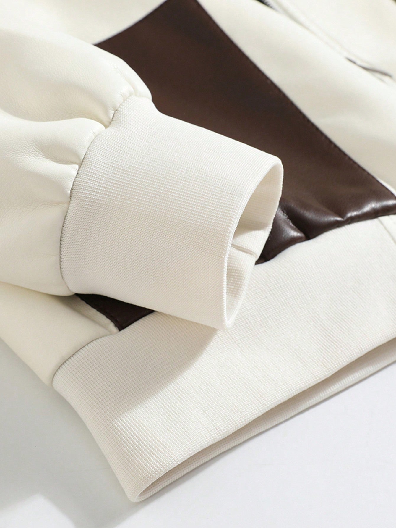 Men's Simple Contrast Color Casual Faux Leather Jacket White