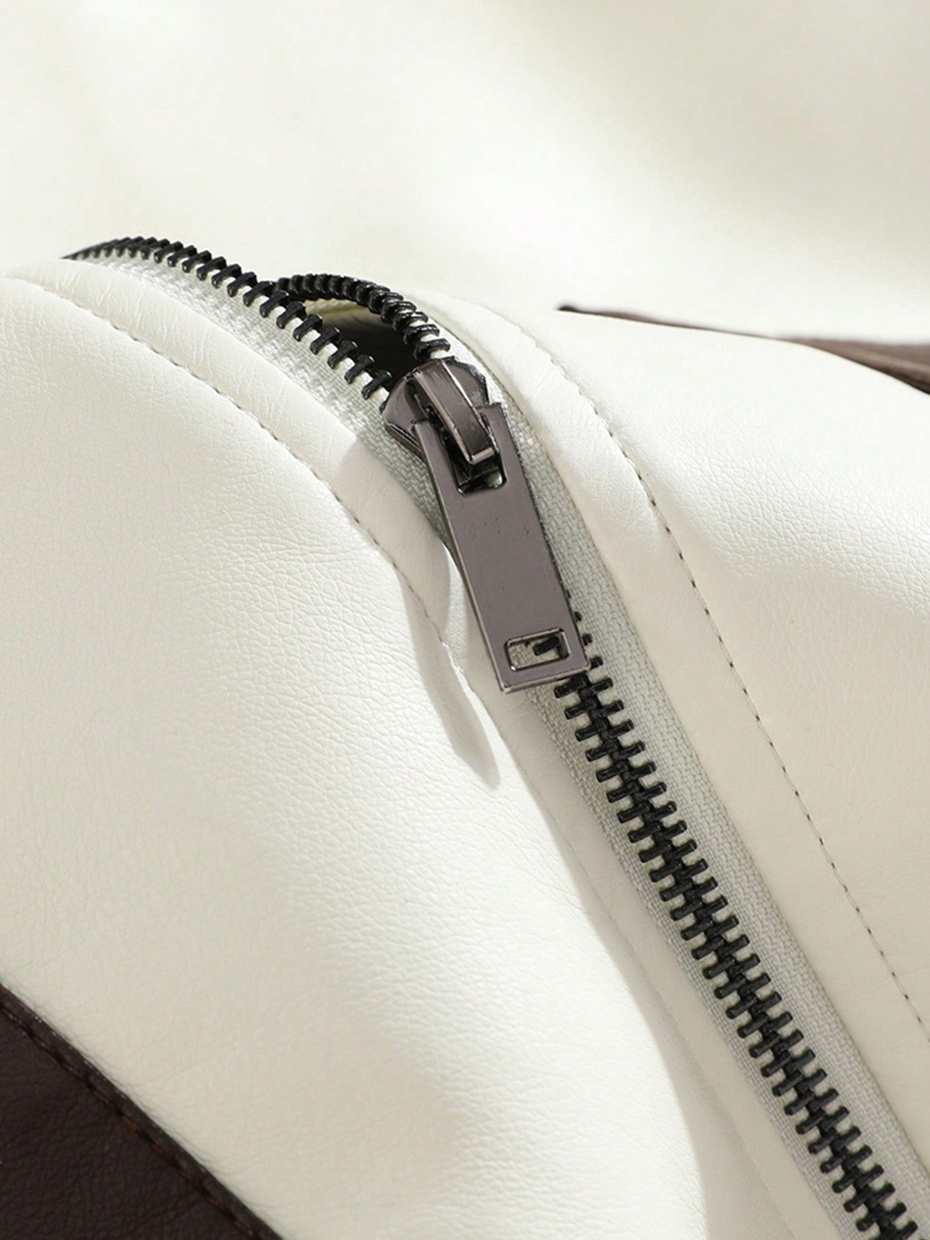 Men's Simple Contrast Color Casual Faux Leather Jacket White