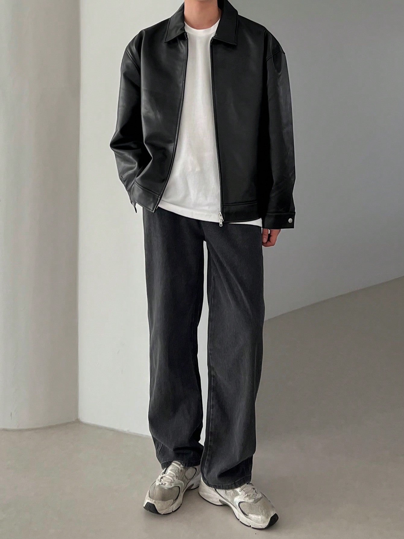 DAZY 1pc Men Plain Black Faux Leather Jacket & Coat For Autumn Black
